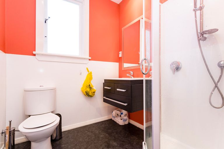 Photo of property in 37 Sutherland Street, Dunedin Central, Dunedin, 9016