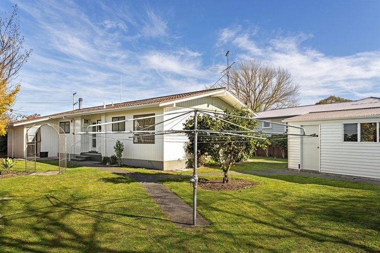Photo of property in 325 Stout Street, Riverdale, Gisborne, 4010
