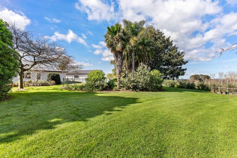 Photo of property in 63 Whatapaka Road, Karaka, Papakura, 2580