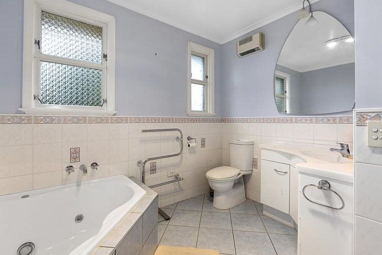 Photo of property in 16 Edith Street, Fairfield, Dunedin, 9018