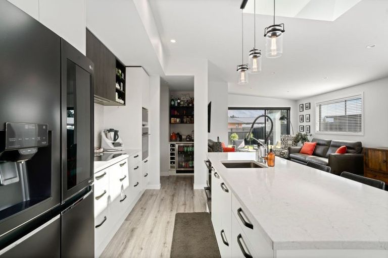 Photo of property in 1 Fraer Street, Cromwell, 9310