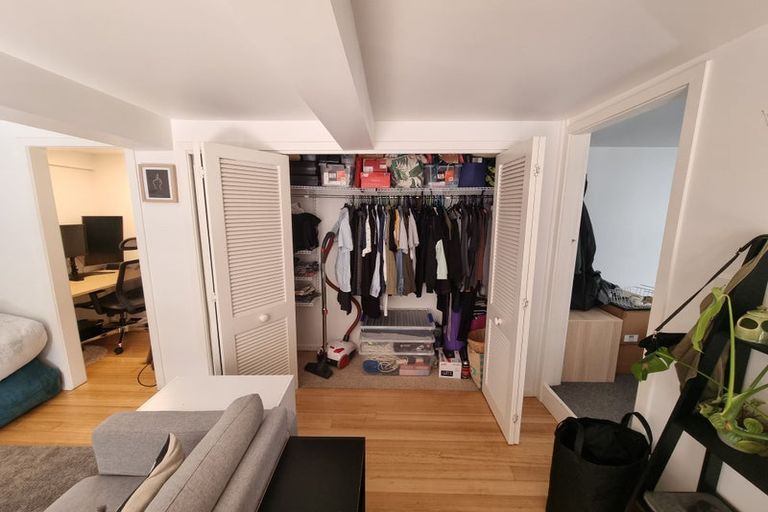 Photo of property in 22 Clarence Street, Brooklyn, Wellington, 6021