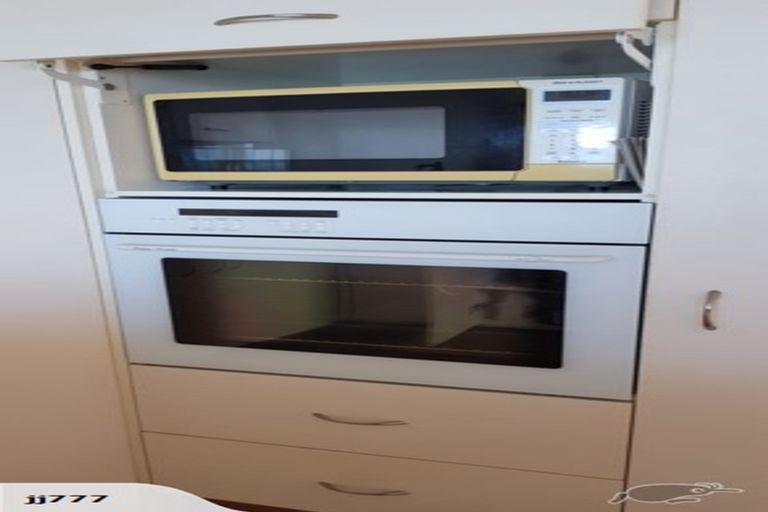 Photo of property in Ocean Apartments, 44 Marine Parade, Paraparaumu Beach, Paraparaumu, 5032