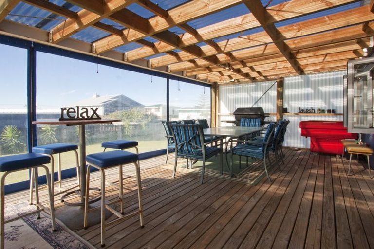 Photo of property in 195 Seaforth Road, Waihi Beach, 3611