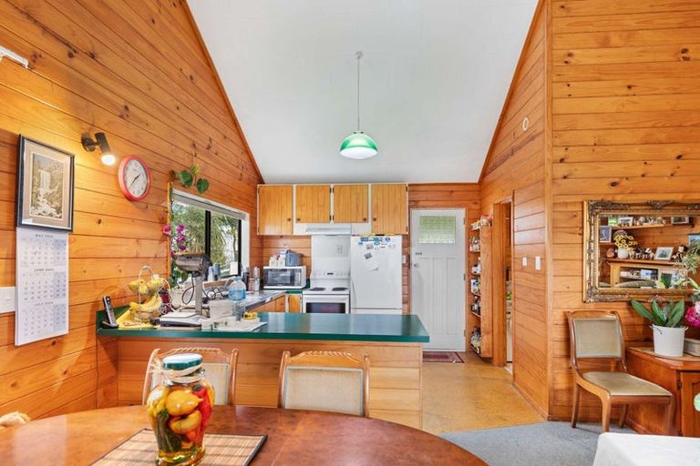 Photo of property in 7 Harris Street, Marton, 4710