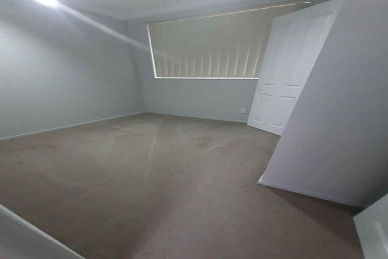 Photo of property in 4 Nykki Place, Papakura, 2110