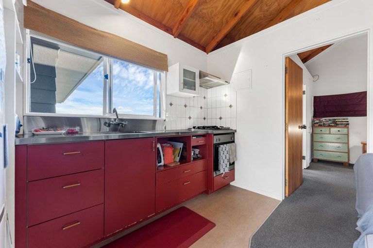 Photo of property in 42a Forest Hill Road, Henderson, Auckland, 0612