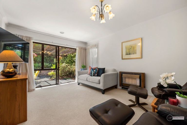 Photo of property in 29 Hinau Street, Woburn, Lower Hutt, 5011