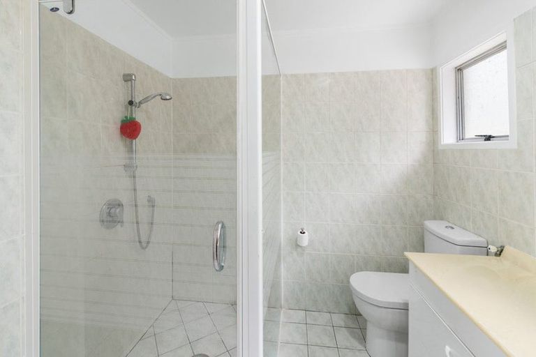 Photo of property in 14 Lyon Road, Waimauku, 0883