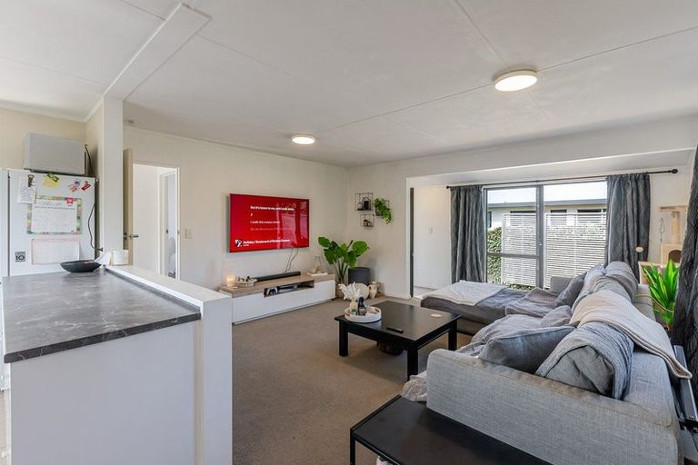 Photo of property in 49a Leinster Avenue, Raumati South, Paraparaumu, 5032