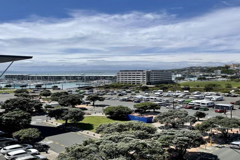 Photo of property in Piermont Apartments, 7b/82 Cable Street, Te Aro, Wellington, 6011