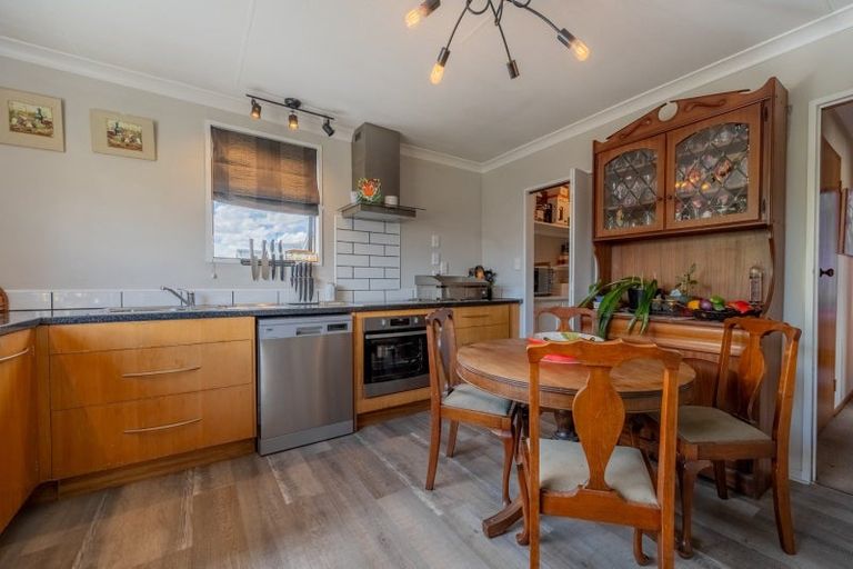 Photo of property in 2 Clutha Street, Alexandra, 9320