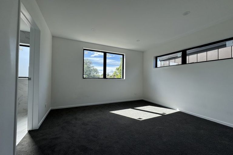 Photo of property in 18 Peara Place, Henderson, 0610