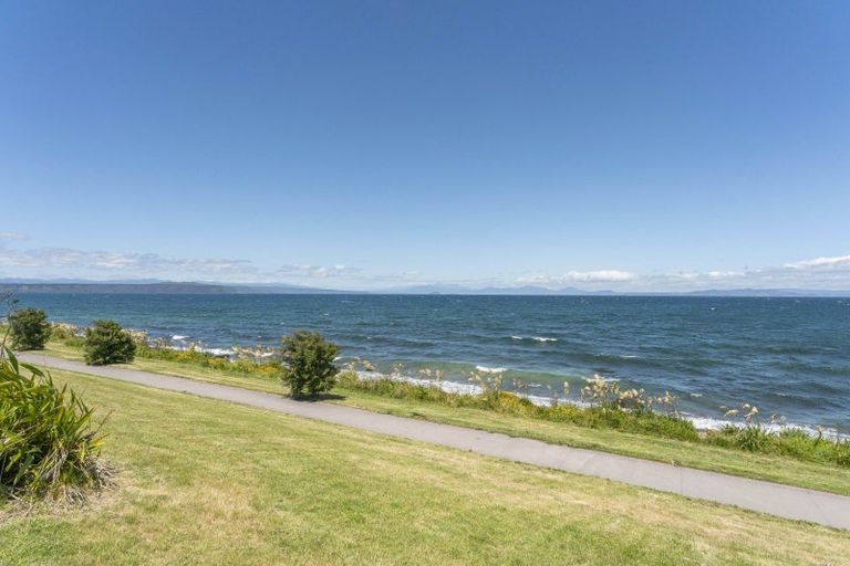 Photo of property in 1/39 Stanley Street, Wharewaka, Taupo, 3330