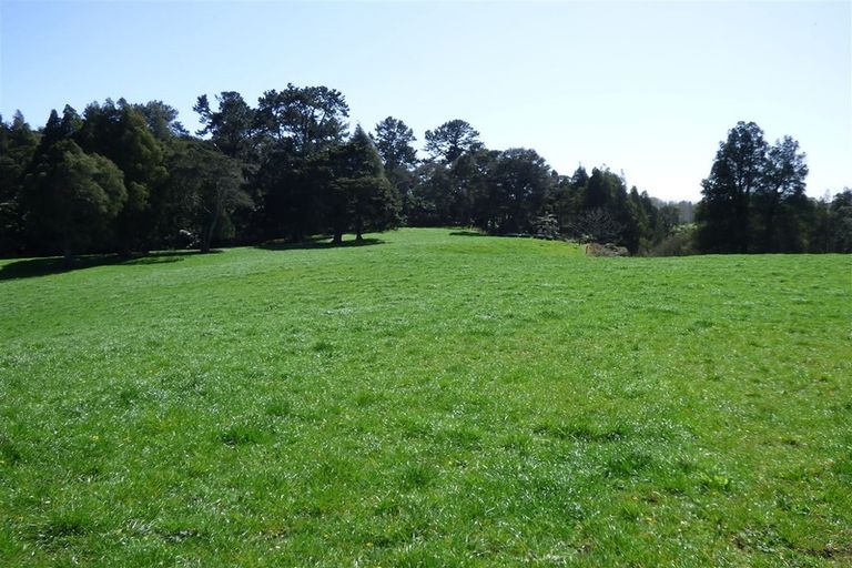 Photo of property in 336 Grove Road, Te Pahu, Hamilton, 3285