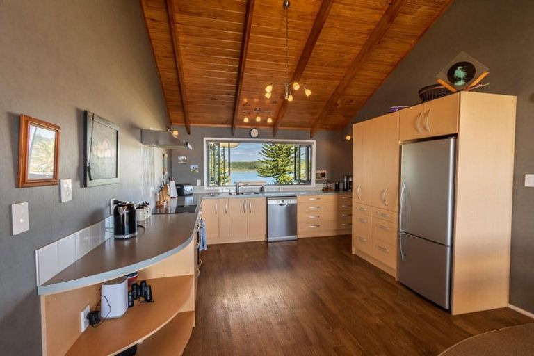 Photo of property in 715 Pukehina Parade, Pukehina, 3189