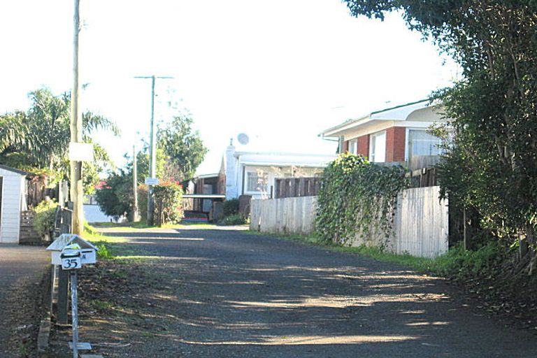 Photo of property in 35 Weymouth Road, Manurewa, Auckland, 2102