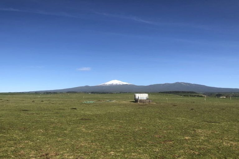 Photo of property in 469b Plymouth Road, Koru, New Plymouth, 4374