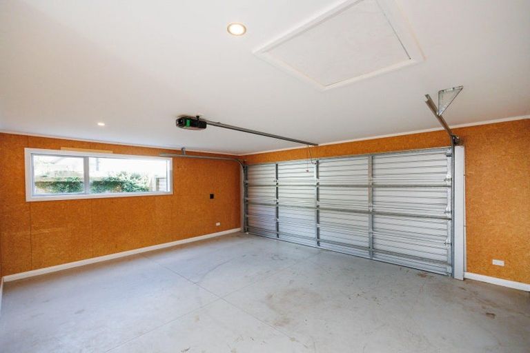 Photo of property in 7 Tower Place, Fitzherbert, Palmerston North, 4410