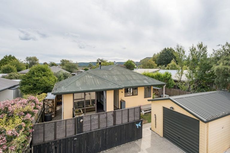 Photo of property in 17e Martin Avenue, Wakefield, 7025