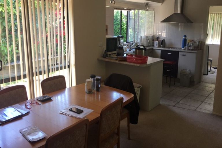 Photo of property in 21 Kristin Lane, Albany, Auckland, 0632
