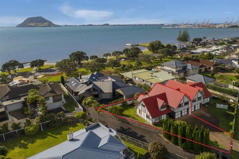 Photo of property in 165a Ngatai Road, Otumoetai, Tauranga, 3110