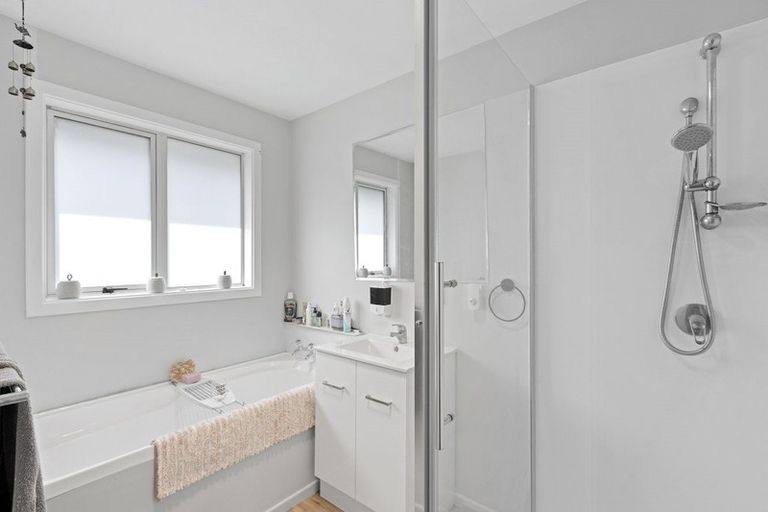 Photo of property in 28 Brightstone Crescent, Aranui, Christchurch, 8061