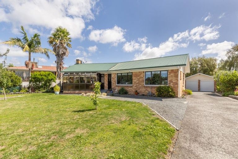 Photo of property in 70 Great South Road, Huntly, 3700