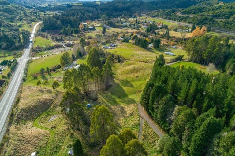 Photo of property in 12 Raurimu Road, Raurimu, Owhango, 3989