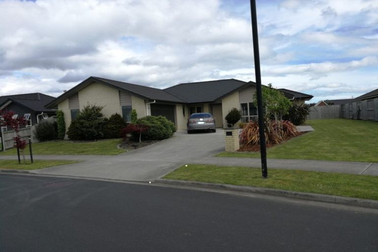 Photo of property in 11 Trauzer Place, Flagstaff, Hamilton, 3210