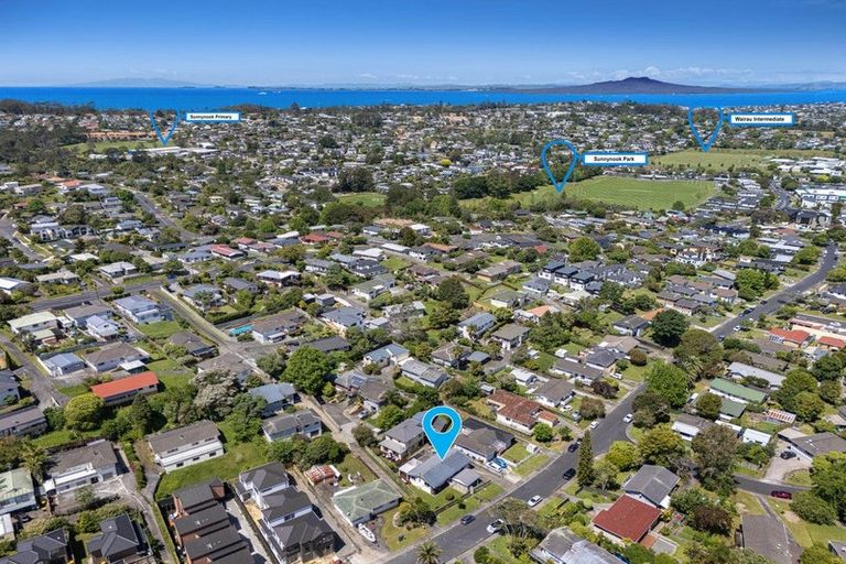 Photo of property in 1/63 Salamanca Road, Sunnynook, Auckland, 0620