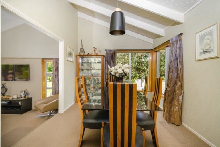 Photo of property in 79 Tawa Road, Kumeu, 0891