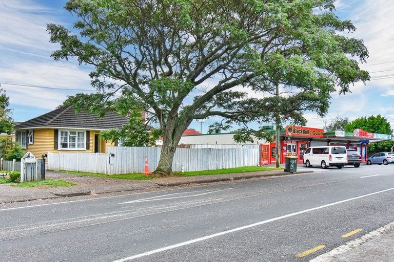 Photo of property in 60 Mckean Avenue, Manurewa, Auckland, 2102