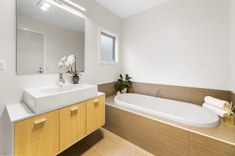 Photo of property in 20 Holm Avenue, Broad Bay, Dunedin, 9014