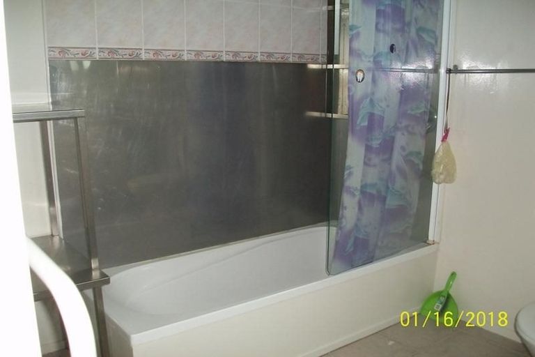 Photo of property in 63 Kona Crescent, Henderson, Auckland, 0610