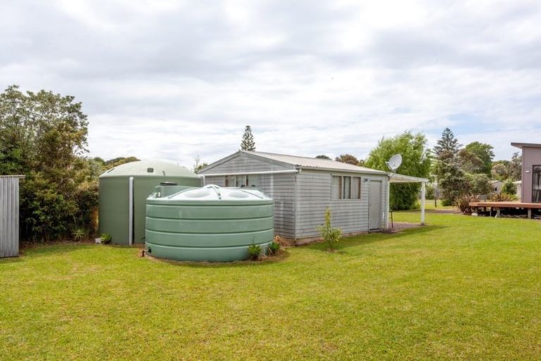 Photo of property in 30 Marlin Place, Whiritoa, Whangamata, 3691