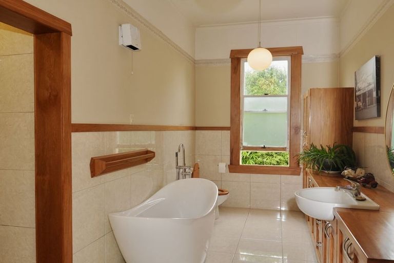Photo of property in 3 Naylor Street, Waimate, 7924