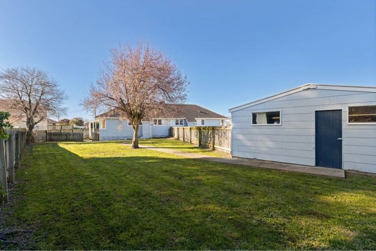 Photo of property in 4-6 Dix Crescent, Riversdale, Blenheim, 7201