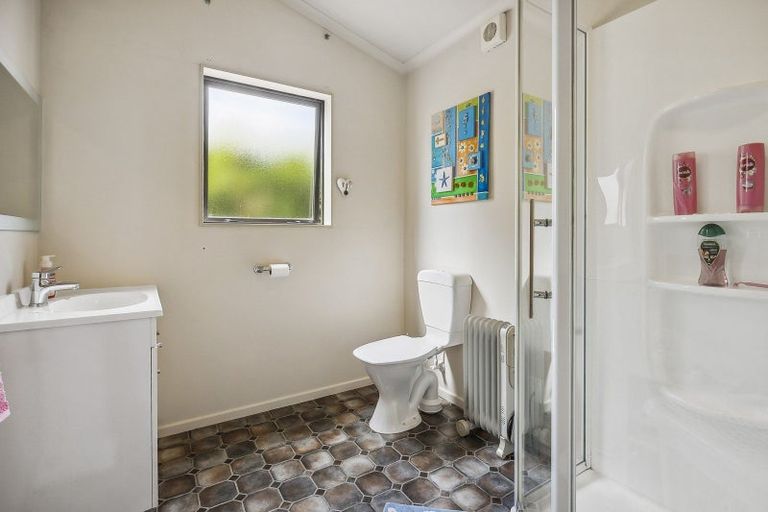 Photo of property in 9a North Foreland Street, Waihola, Milton, 9073