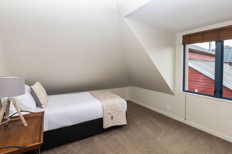 Photo of property in 105b Holly Road, St Albans, Christchurch, 8014