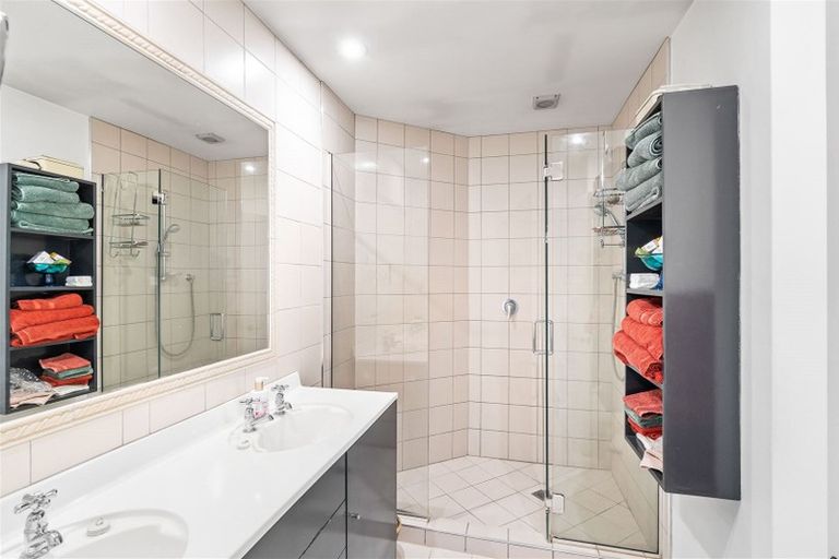 Photo of property in 2/15 Wai-iti Terrace, Burnside, Christchurch, 8053