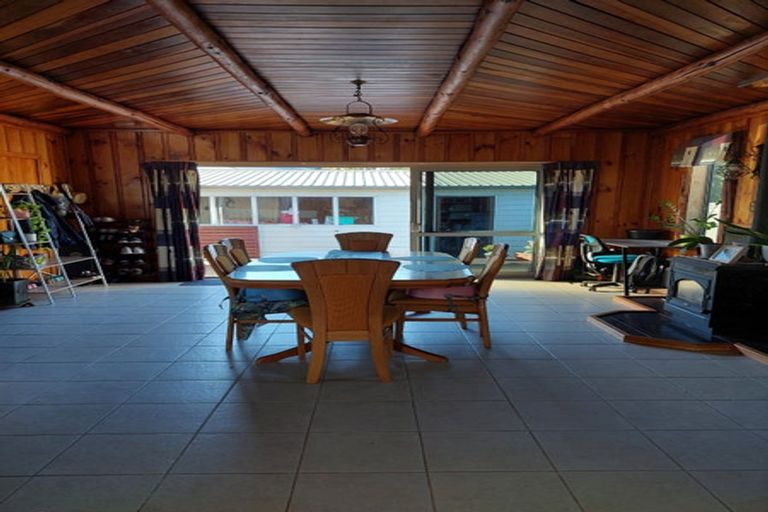 Photo of property in 2/143 Tauhara Road, Tauhara, Taupo, 3330