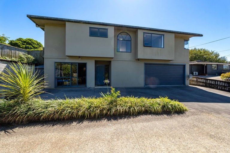 Photo of property in 30 Moulton Street, Moturoa, New Plymouth, 4310