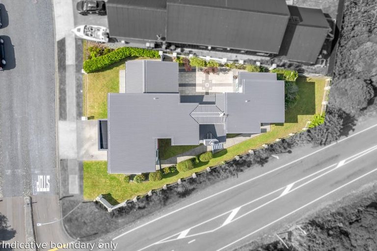 Photo of property in 2 Mo Street, Camborne, Porirua, 5026