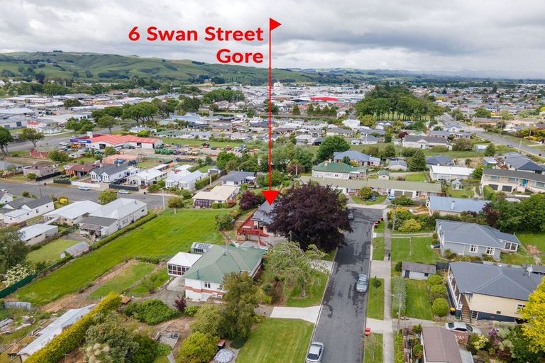 Photo of property in 6 Swan Street, Gore, 9710