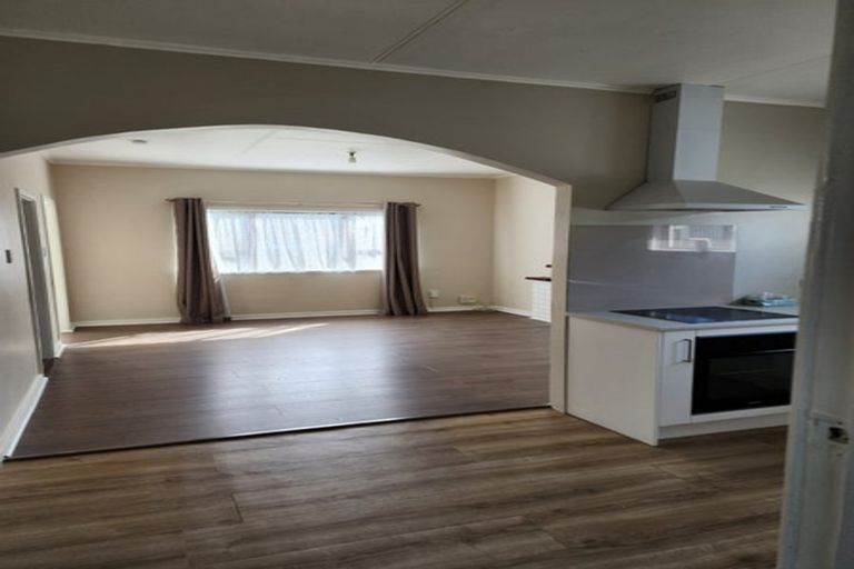 Photo of property in 76 Manuka Street, Castlecliff, Whanganui, 4501