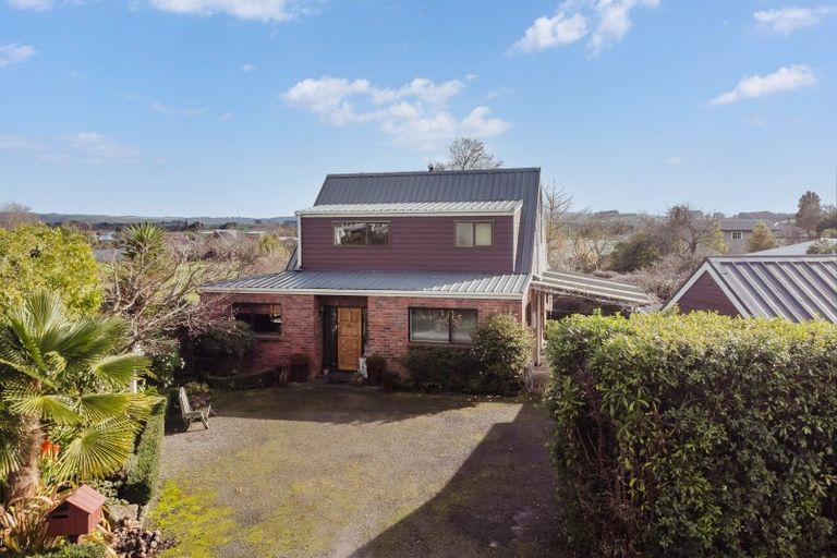 Photo of property in 4 Lawson Street, Pahiatua, 4910