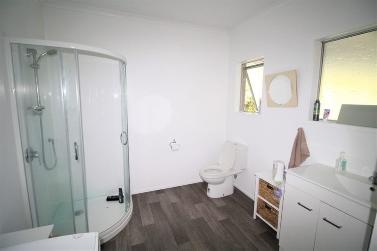 Photo of property in 112 Kon Tiki Road, Whiritoa, Whangamata, 3691