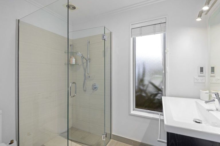 Photo of property in 25 Holbrook Way, Westmorland, Christchurch, 8025