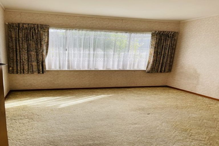 Photo of property in 26 Royal Road, Massey, Auckland, 0614